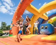 Structure gonflable en location longue durée pour camping
